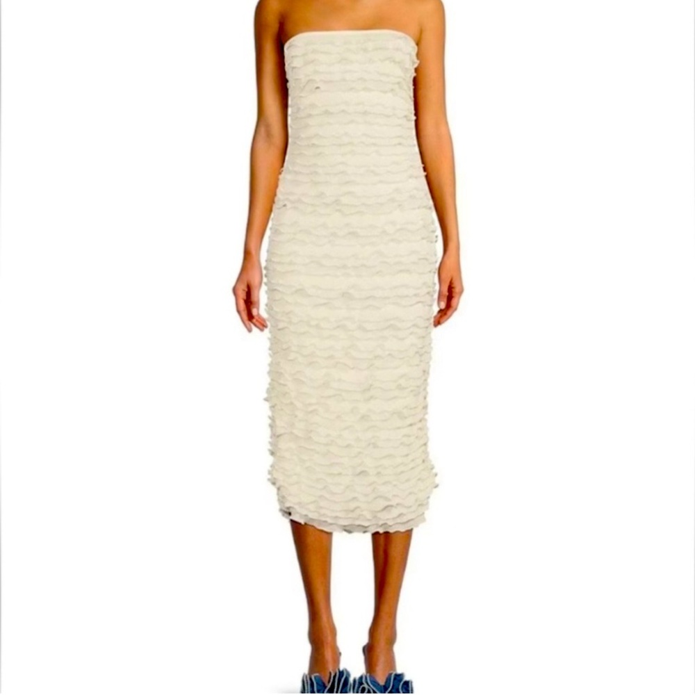 NWOT BEAUTIFUL🤍Gianni Bini Strapless White Ruffle Pearl Trimmed Dress